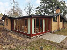 6 Person Holiday Home in Vaeggerlose