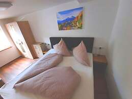 Appartment Almrausch Comfortable Holiday Residence