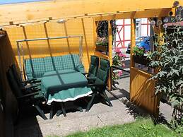 2 am Lustgarten Modern Retreat