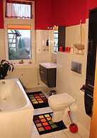 2 am Lustgarten Modern Retreat