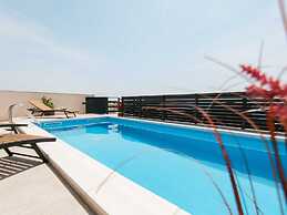 Villa La Ze - Three Bedroom Villa With Swimming Pool