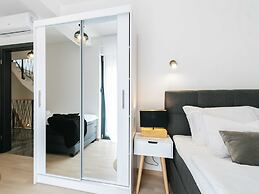 Villa La Ze - Three Bedroom Villa With Swimming Pool