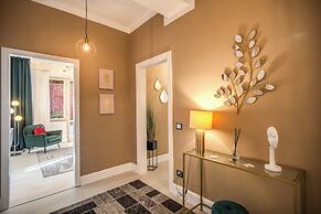 White Mirror  Apartment