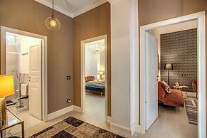 White Mirror  Apartment