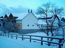 Breitenbach Modern Retreat