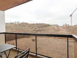 Apartment With Terrace and Side sea View