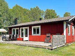 6 Person Holiday Home in Mardaklev-by Traum
