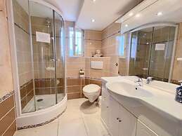 Rose Comfortable Holiday Residence