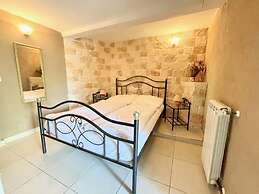 Rose Comfortable Holiday Residence