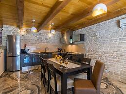 Villa Patrick Comfortable Holiday Residence