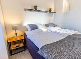 2-room Luxury Apartment