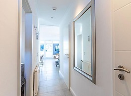 2-room Luxury Apartment