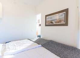 2-room Luxury Apartment