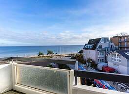 2-room Luxury Apartment