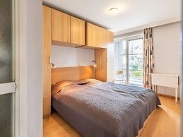 Parnasse With a Central Location