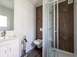 Bunglow for Four Person With Shared Pool