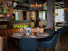 Bunglow for Four Person With Shared Pool