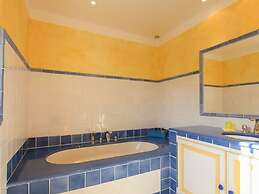 Vibrant Holiday Home With Private Pool