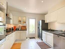 Vibrant Holiday Home With Private Pool