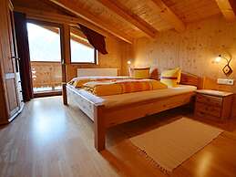 Lovely Apartment in Sautens