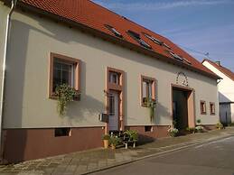 Charming Apartment in Mandelbachtal