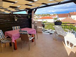 Apartments Paula - One Bedroom Apartment With Terrace 2