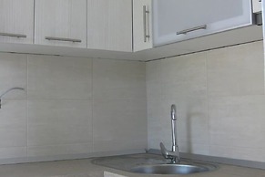 Apartments Paula - One Bedroom Apartment With Terrace 2