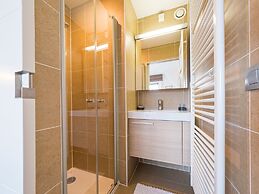 Apartment With Sunny Terrace