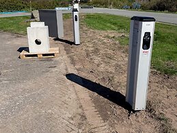 Apartment With Free Waterpark Access