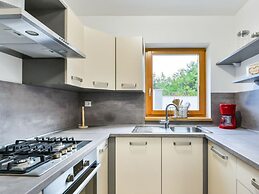 New Villa With Pool and Roof Terrace