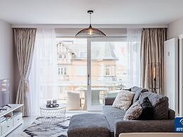 Manderley 0301 Very Well Located