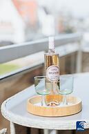 Manderley 0301 Very Well Located