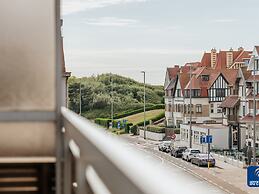 Manderley 0301 Very Well Located