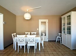 Manderley 0301 Very Well Located