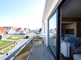 Manderley 0301 Very Well Located