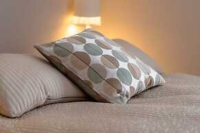 Manderley 0301 Very Well Located