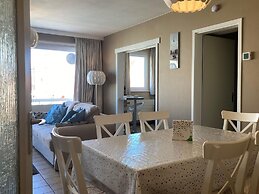 Manderley 0301 Very Well Located