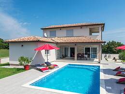 Villa Lena Comfortable Holiday Residence