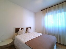 Apartment by Lake Maggiore With Mountain Views