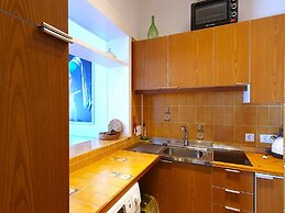 Apartment by Lake Maggiore With Mountain Views