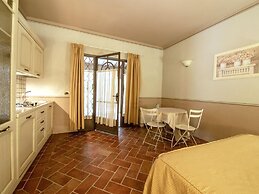 Cosy Apartment Near Center