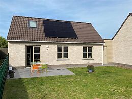 Beautiful Polder House Near Koksijde