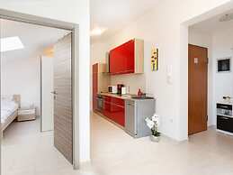 La Riva 1 Comfortable Holiday Residence