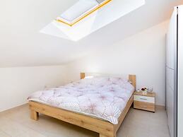 La Riva 1 Comfortable Holiday Residence