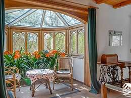 Peter Lassau Modern Retreat