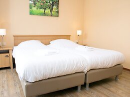 Enjoy a 6-person Bungalow