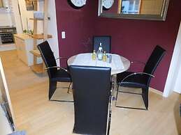 Holiday Apartment Surfers