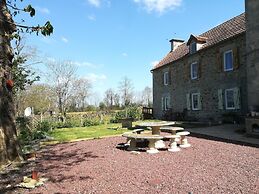 Magnificent Gite With Garden