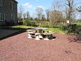 Magnificent Gite With Garden