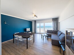 Apartment on the 5th Floor for Family